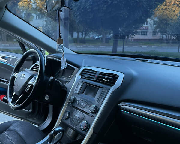 Черный Форд Фьюжн, объемом двигателя 2.5 л и пробегом 200 тыс. км за 7850 $, фото 19 на Automoto.ua