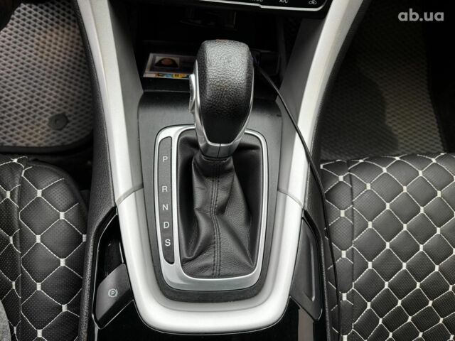 Черный Форд Фьюжн, объемом двигателя 2.5 л и пробегом 181 тыс. км за 9990 $, фото 22 на Automoto.ua