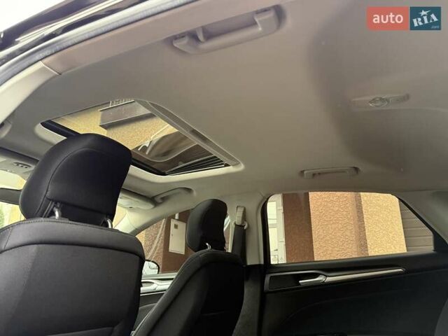 Чорний Форд Фьюжен, об'ємом двигуна 1.6 л та пробігом 181 тис. км за 8200 $, фото 49 на Automoto.ua