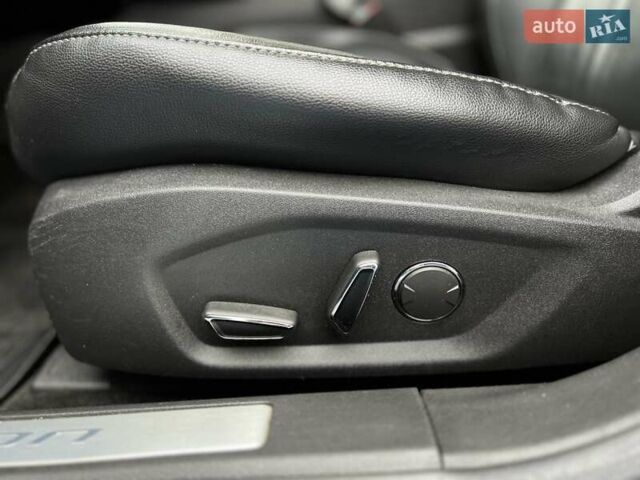 Черный Форд Фьюжн, объемом двигателя 2 л и пробегом 218 тыс. км за 11999 $, фото 20 на Automoto.ua