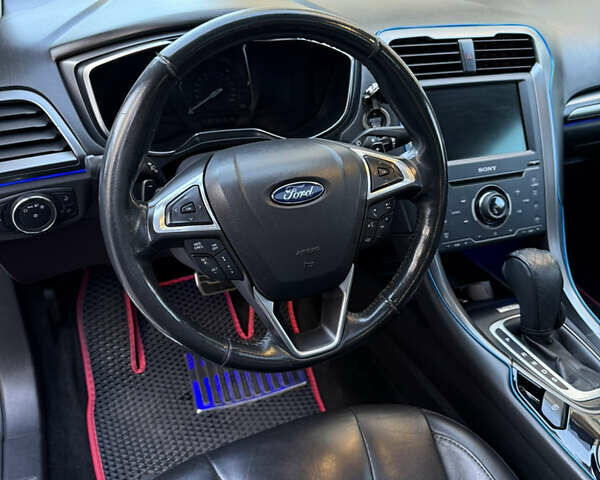 Чорний Форд Фьюжен, об'ємом двигуна 2 л та пробігом 187 тис. км за 9600 $, фото 19 на Automoto.ua