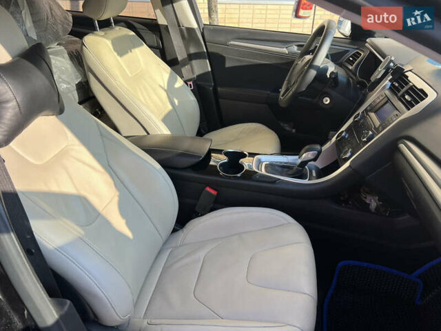 Форд Фьюжн 2013 в Белой Церкве на Automoto.ua Черный Форд Фьюжн, объемом двигателя 2.49 л и пробегом 260 тыс. км за 8700 $, фото 11 на Automoto.ua