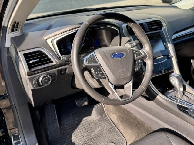 Чорний Форд Фьюжен, об'ємом двигуна 2 л та пробігом 147 тис. км за 9000 $, фото 4 на Automoto.ua