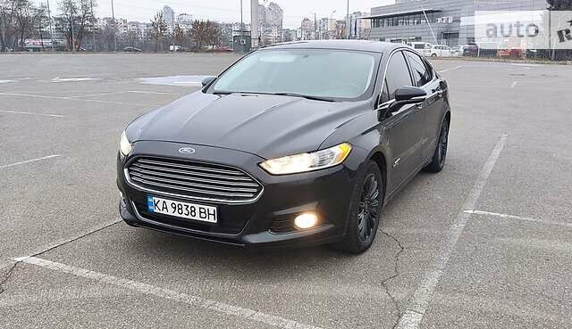 Чорний Форд Фьюжен, об'ємом двигуна 2 л та пробігом 350 тис. км за 11900 $, фото 1 на Automoto.ua
