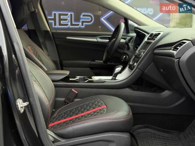 Форд Фьюжен 2013 у Запоріжжя на Automoto.ua Чорний Форд Фьюжен, об'ємом двигуна 2.49 л та пробігом 240 тис. км за 9299 $, фото 6 на Automoto.ua