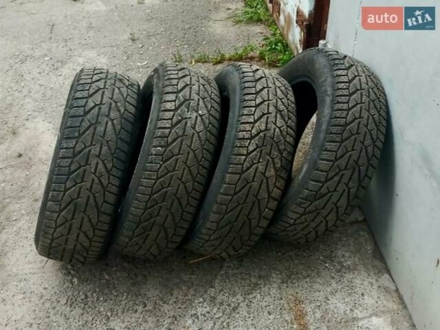 Чорний Форд Фьюжен, об'ємом двигуна 2.49 л та пробігом 87 тис. км за 11499 $, фото 92 на Automoto.ua