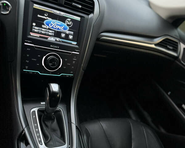 Черный Форд Фьюжн, объемом двигателя 2 л и пробегом 164 тыс. км за 5200 $, фото 8 на Automoto.ua