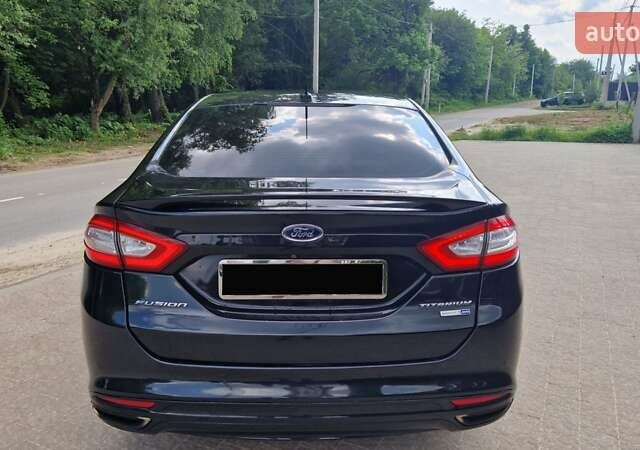 Черный Форд Фьюжн, объемом двигателя 2 л и пробегом 135 тыс. км за 13000 $, фото 4 на Automoto.ua