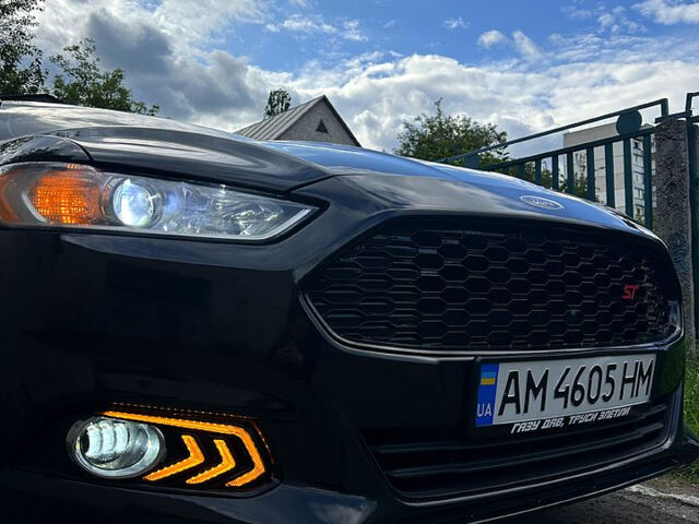 Форд Фьюжн 2014 в Житомире на Automoto.ua Черный Форд Фьюжн, объемом двигателя 2.5 л и пробегом 220 тыс. км за 10600 $, фото 5 на Automoto.ua