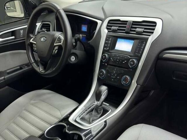 Чорний Форд Фьюжен, об'ємом двигуна 2.5 л та пробігом 235 тис. км за 9099 $, фото 8 на Automoto.ua