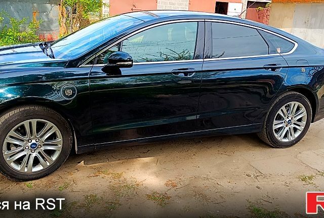 Чорний Форд Фьюжен, об'ємом двигуна 2 л та пробігом 132 тис. км за 12000 $, фото 4 на Automoto.ua