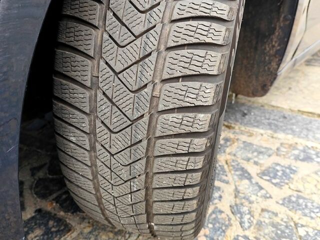 Черный Форд Фьюжн, объемом двигателя 2 л и пробегом 160 тыс. км за 9550 $, фото 12 на Automoto.ua