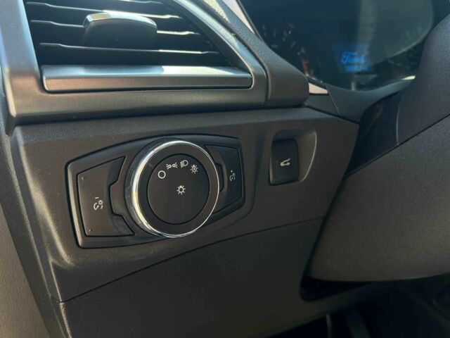 Черный Форд Фьюжн, объемом двигателя 2.5 л и пробегом 108 тыс. км за 10990 $, фото 17 на Automoto.ua