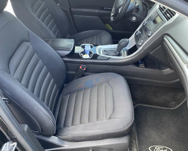 Черный Форд Фьюжн, объемом двигателя 2.49 л и пробегом 254 тыс. км за 8900 $, фото 12 на Automoto.ua