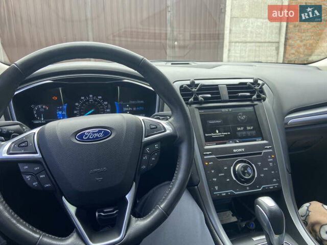 Форд Фьюжен 2014 у Харкові на Automoto.ua Чорний Форд Фьюжен, об'ємом двигуна 2 л та пробігом 140 тис. км за 12000 $, фото 3 на Automoto.ua