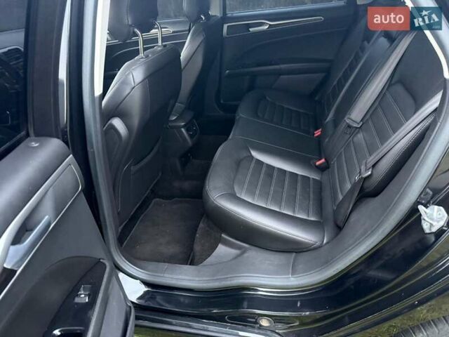Форд Фьюжен 2014 у Харкові на Automoto.ua Чорний Форд Фьюжен, об'ємом двигуна 2 л та пробігом 139 тис. км за 11900 $, фото 1 на Automoto.ua