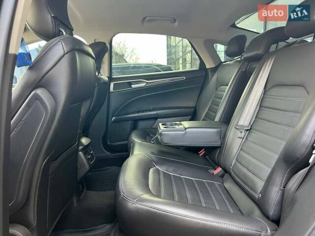 Черный Форд Фьюжн, объемом двигателя 1.5 л и пробегом 147 тыс. км за 10700 $, фото 13 на Automoto.ua