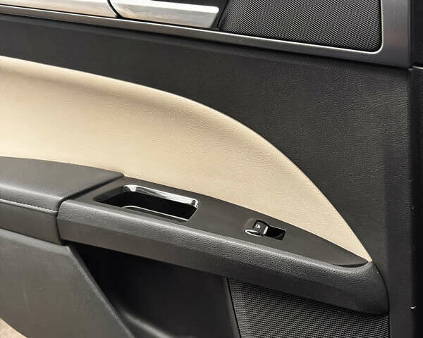 Черный Форд Фьюжн, объемом двигателя 2 л и пробегом 137 тыс. км за 11100 $, фото 20 на Automoto.ua