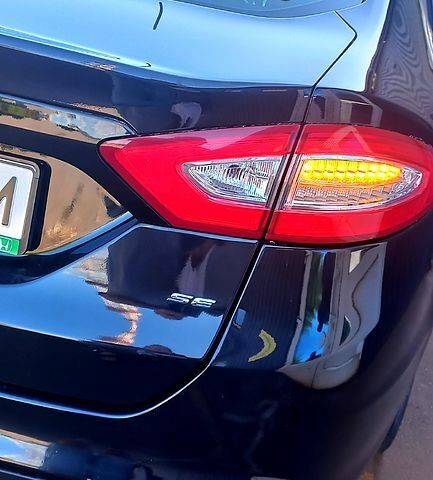 Черный Форд Фьюжн, объемом двигателя 2.5 л и пробегом 165 тыс. км за 10500 $, фото 7 на Automoto.ua