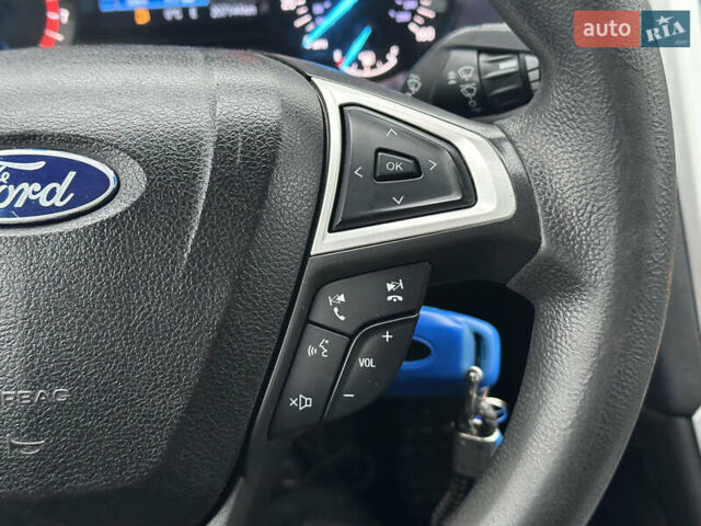 Черный Форд Фьюжн, объемом двигателя 2.49 л и пробегом 208 тыс. км за 7999 $, фото 37 на Automoto.ua