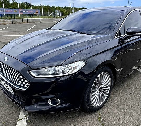Черный Форд Фьюжн, объемом двигателя 2 л и пробегом 167 тыс. км за 9400 $, фото 3 на Automoto.ua