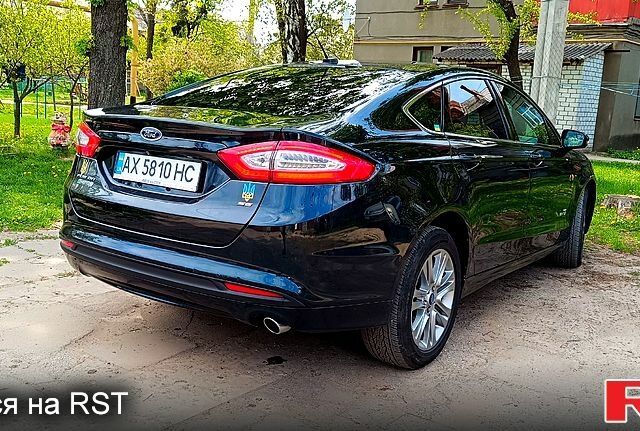 Чорний Форд Фьюжен, об'ємом двигуна 2 л та пробігом 132 тис. км за 12000 $, фото 6 на Automoto.ua