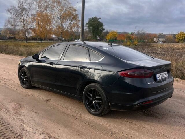 Черный Форд Фьюжн, объемом двигателя 1.5 л и пробегом 180 тыс. км за 6900 $, фото 4 на Automoto.ua