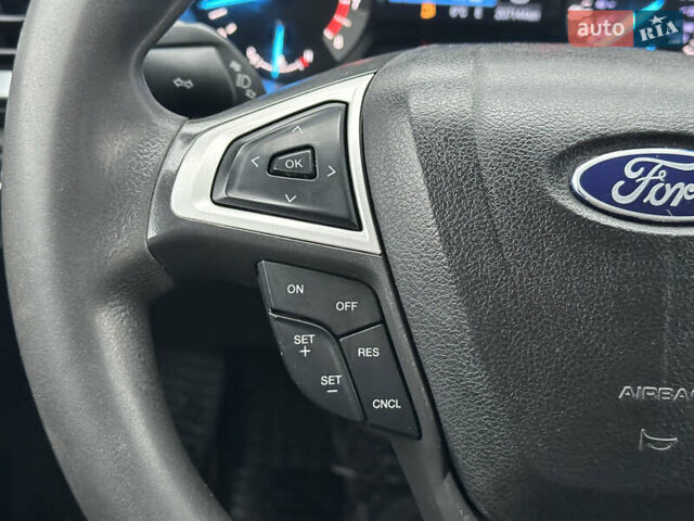 Черный Форд Фьюжн, объемом двигателя 2.49 л и пробегом 208 тыс. км за 7999 $, фото 36 на Automoto.ua