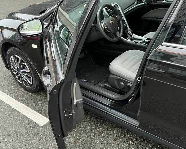 Черный Форд Фьюжн, объемом двигателя 2.49 л и пробегом 193 тыс. км за 8500 $, фото 24 на Automoto.ua