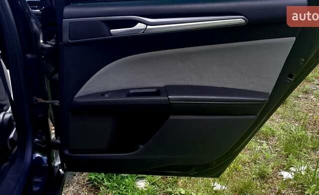 Чорний Форд Фьюжен, об'ємом двигуна 2.49 л та пробігом 87 тис. км за 11499 $, фото 46 на Automoto.ua