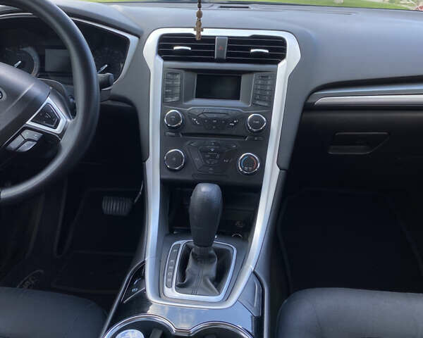 Черный Форд Фьюжн, объемом двигателя 2.49 л и пробегом 254 тыс. км за 8900 $, фото 13 на Automoto.ua