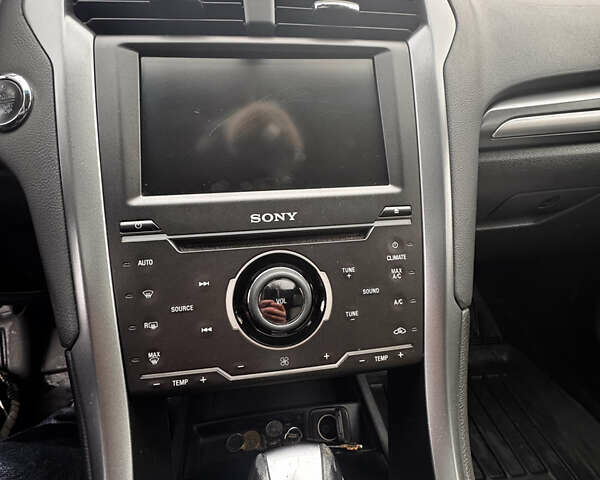 Черный Форд Фьюжн, объемом двигателя 2 л и пробегом 137 тыс. км за 11100 $, фото 8 на Automoto.ua