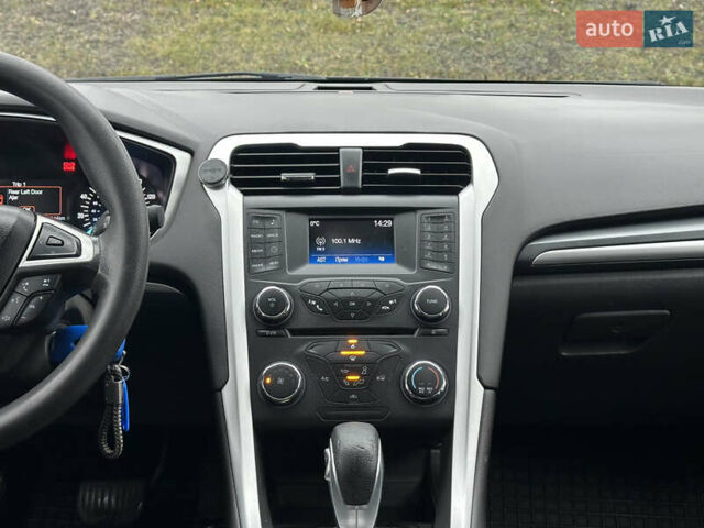 Черный Форд Фьюжн, объемом двигателя 2.49 л и пробегом 208 тыс. км за 7999 $, фото 30 на Automoto.ua