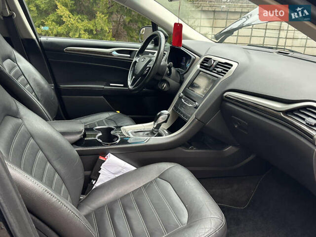 Чорний Форд Фьюжен, об'ємом двигуна 2 л та пробігом 235 тис. км за 10850 $, фото 13 на Automoto.ua