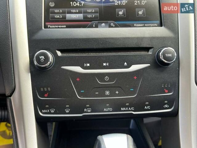 Черный Форд Фьюжн, объемом двигателя 1.5 л и пробегом 147 тыс. км за 10700 $, фото 11 на Automoto.ua