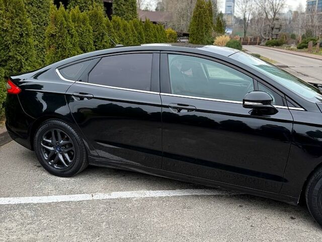 Черный Форд Фьюжн, объемом двигателя 2.5 л и пробегом 223 тыс. км за 10000 $, фото 3 на Automoto.ua