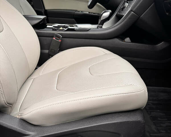 Черный Форд Фьюжн, объемом двигателя 2 л и пробегом 137 тыс. км за 11100 $, фото 23 на Automoto.ua