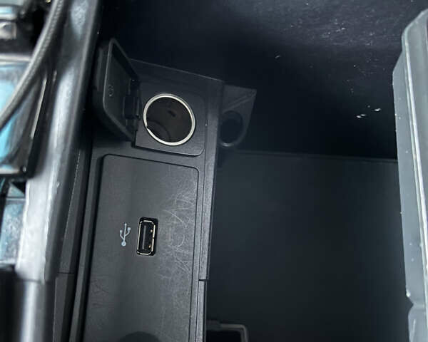 Черный Форд Фьюжн, объемом двигателя 2.49 л и пробегом 193 тыс. км за 8500 $, фото 9 на Automoto.ua