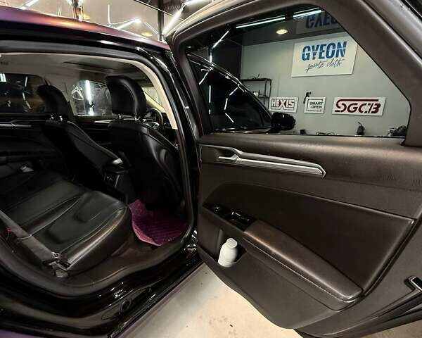 Черный Форд Фьюжн, объемом двигателя 2 л и пробегом 268 тыс. км за 19500 $, фото 13 на Automoto.ua