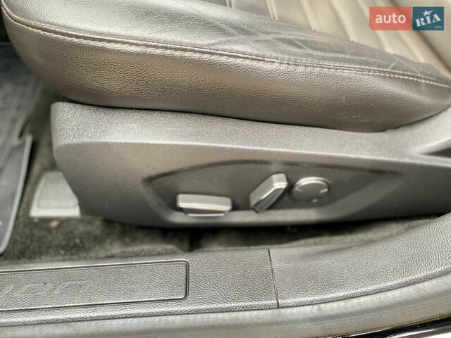 Черный Форд Фьюжн, объемом двигателя 2 л и пробегом 249 тыс. км за 10977 $, фото 32 на Automoto.ua