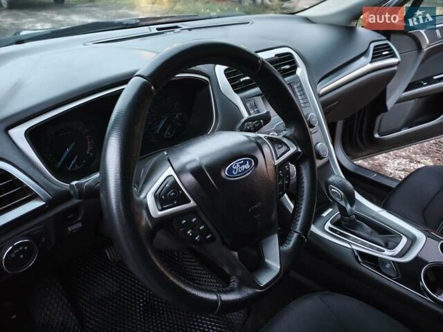 Черный Форд Фьюжн, объемом двигателя 2.49 л и пробегом 234 тыс. км за 8999 $, фото 12 на Automoto.ua