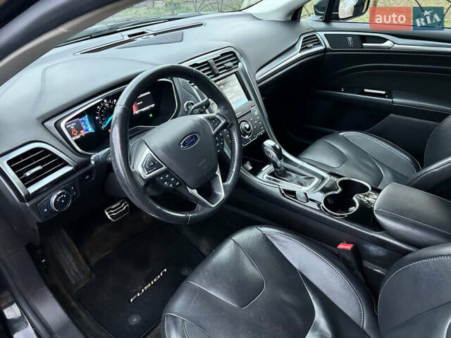 Черный Форд Фьюжн, объемом двигателя 2 л и пробегом 255 тыс. км за 12200 $, фото 6 на Automoto.ua