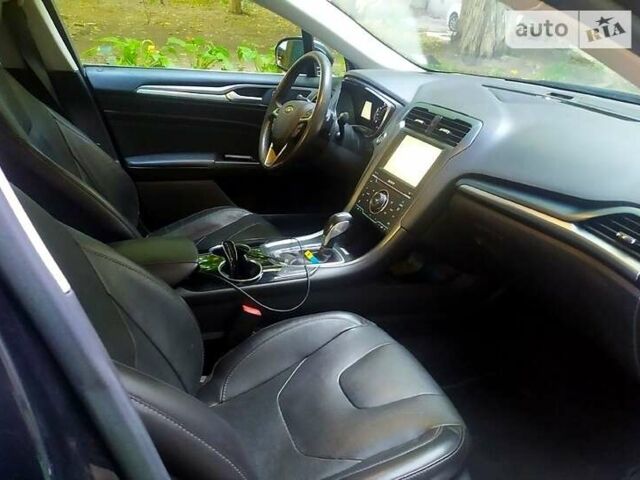 Чорний Форд Фьюжен, об'ємом двигуна 2 л та пробігом 200 тис. км за 12000 $, фото 5 на Automoto.ua