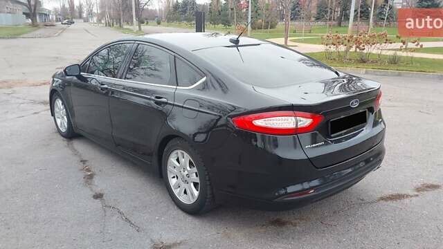 Черный Форд Фьюжн, объемом двигателя 2.49 л и пробегом 200 тыс. км за 8400 $, фото 2 на Automoto.ua
