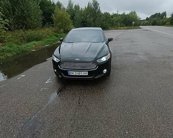 Черный Форд Фьюжн, объемом двигателя 2 л и пробегом 300 тыс. км за 12500 $, фото 9 на Automoto.ua