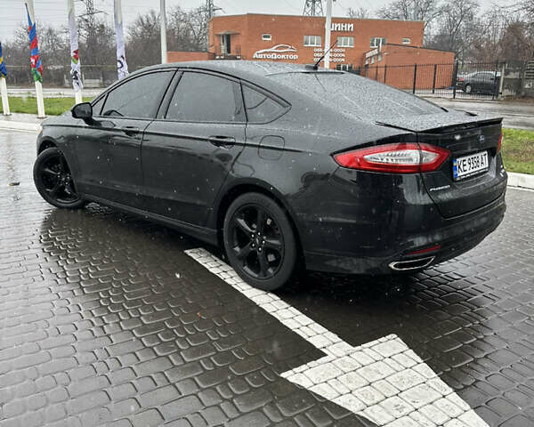 Чорний Форд Фьюжен, об'ємом двигуна 2 л та пробігом 180 тис. км за 8299 $, фото 6 на Automoto.ua