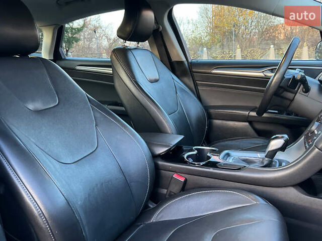 Чорний Форд Фьюжен, об'ємом двигуна 2 л та пробігом 170 тис. км за 11500 $, фото 19 на Automoto.ua