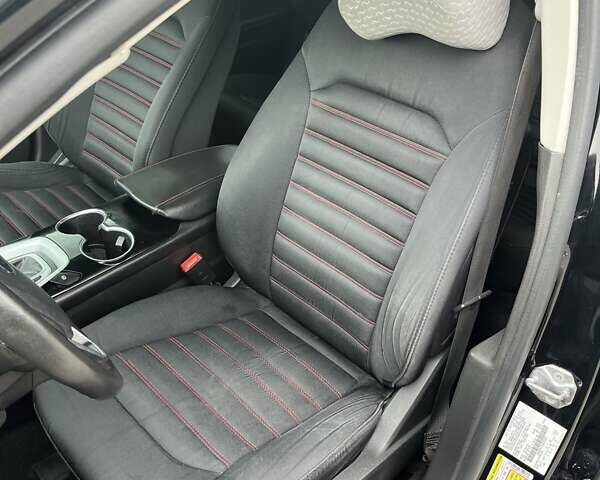 Чорний Форд Фьюжен, об'ємом двигуна 2.5 л та пробігом 120 тис. км за 9500 $, фото 17 на Automoto.ua