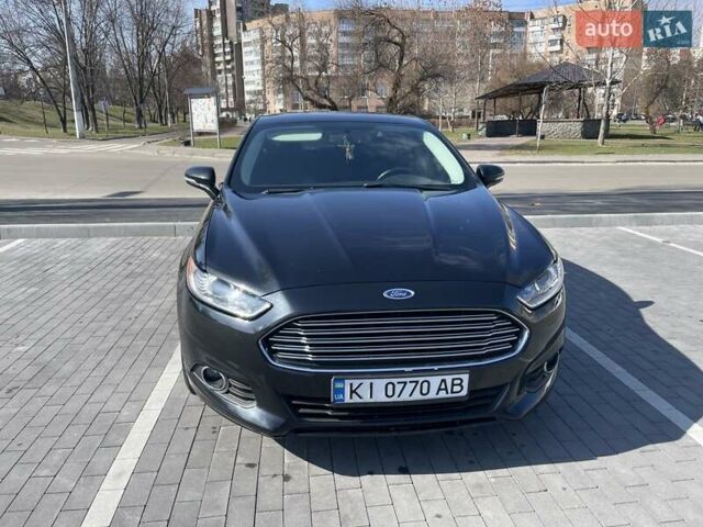Чорний Форд Фьюжен, об'ємом двигуна 2 л та пробігом 190 тис. км за 13800 $, фото 4 на Automoto.ua