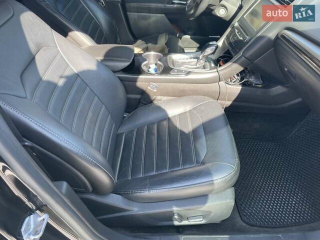Чорний Форд Фьюжен, об'ємом двигуна 2 л та пробігом 190 тис. км за 13800 $, фото 9 на Automoto.ua